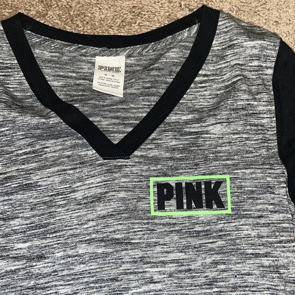 VS Pink Tee - Picture 2 of 2